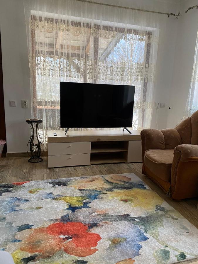 B House Буштени Экстерьер фото